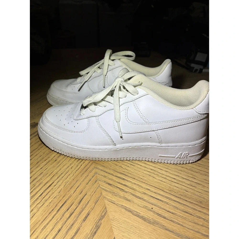 Nike Air Force 1 Low Triple White Leather Sneakers Boys 6Y Womens 7.5 314192-117